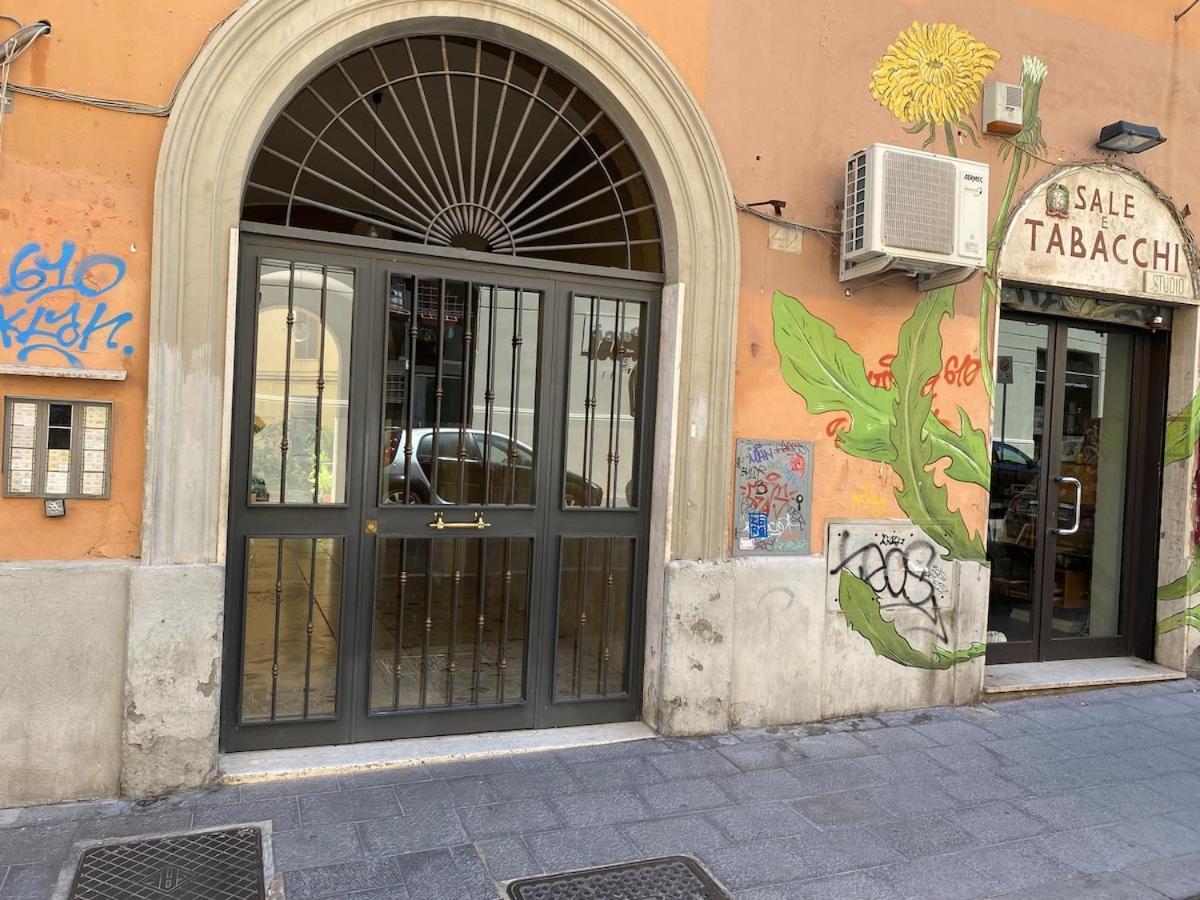 Tirelli Apartment